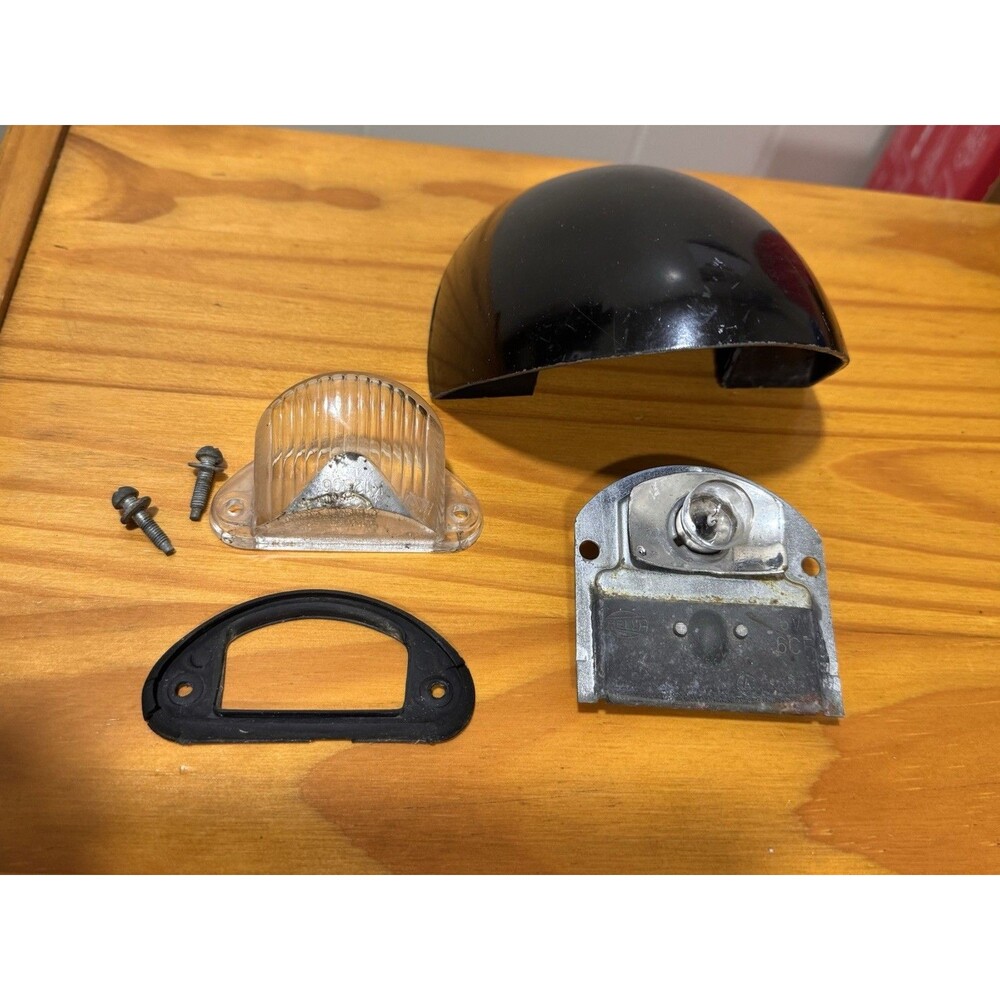Vintage 50’s-60’s Volkswagen HELLA License Plate Light Housing Pt#111943111